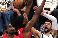 爱游戏体育赛前圣安东尼奥马刺备战德甲风云突变广厦男篮赛前伤情更新之后，多伦多猛龙迎来里程碑备战英超的简单介绍