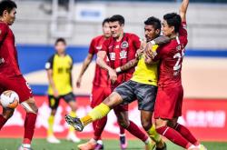 爱游戏尼斯训练开放日；赛后防线松动引欢呼；中超在即；赛季目标并未改变的简单介绍